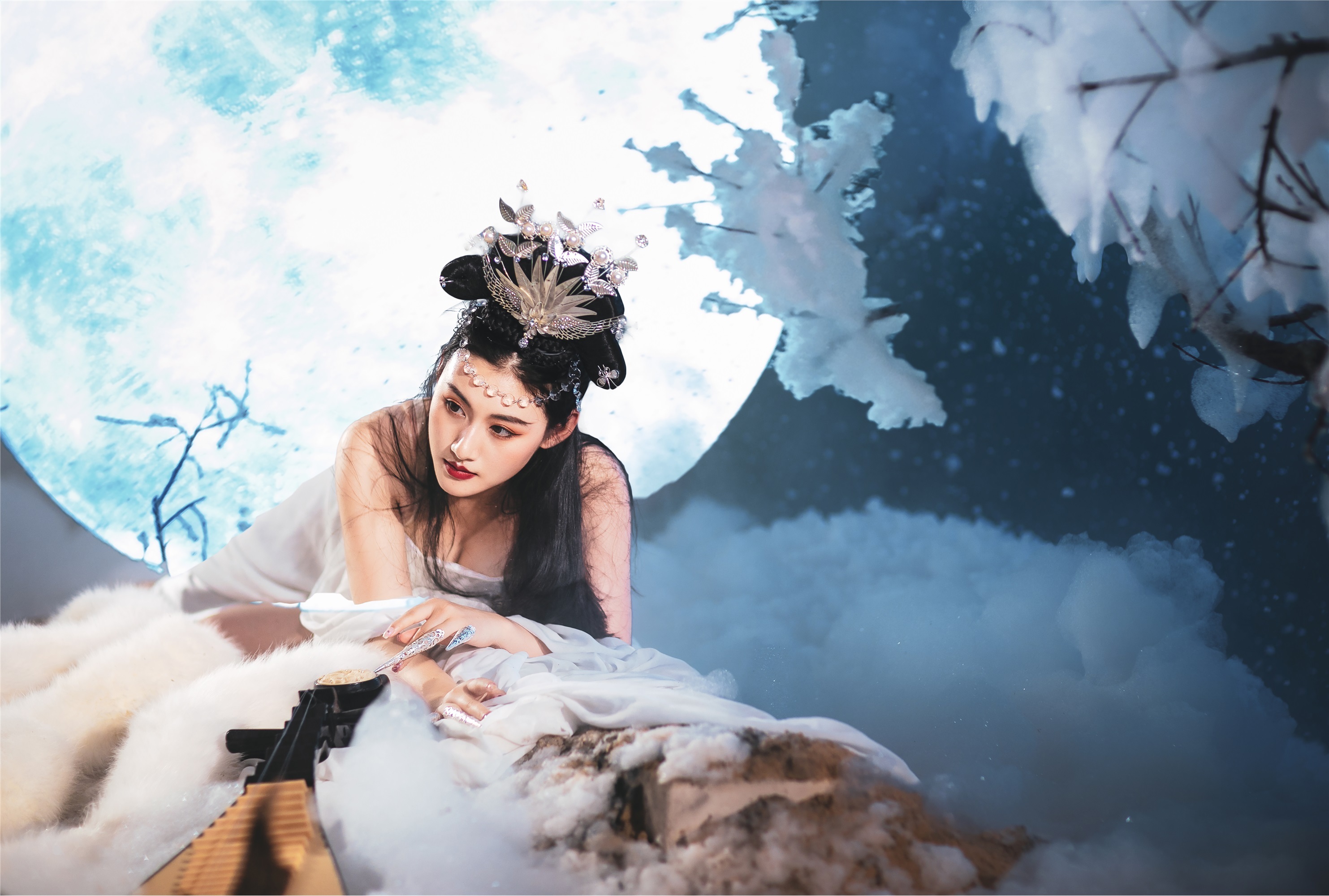 YITUYU 艺图语 2021.07.21 九尾白狐 刺猬&惠子